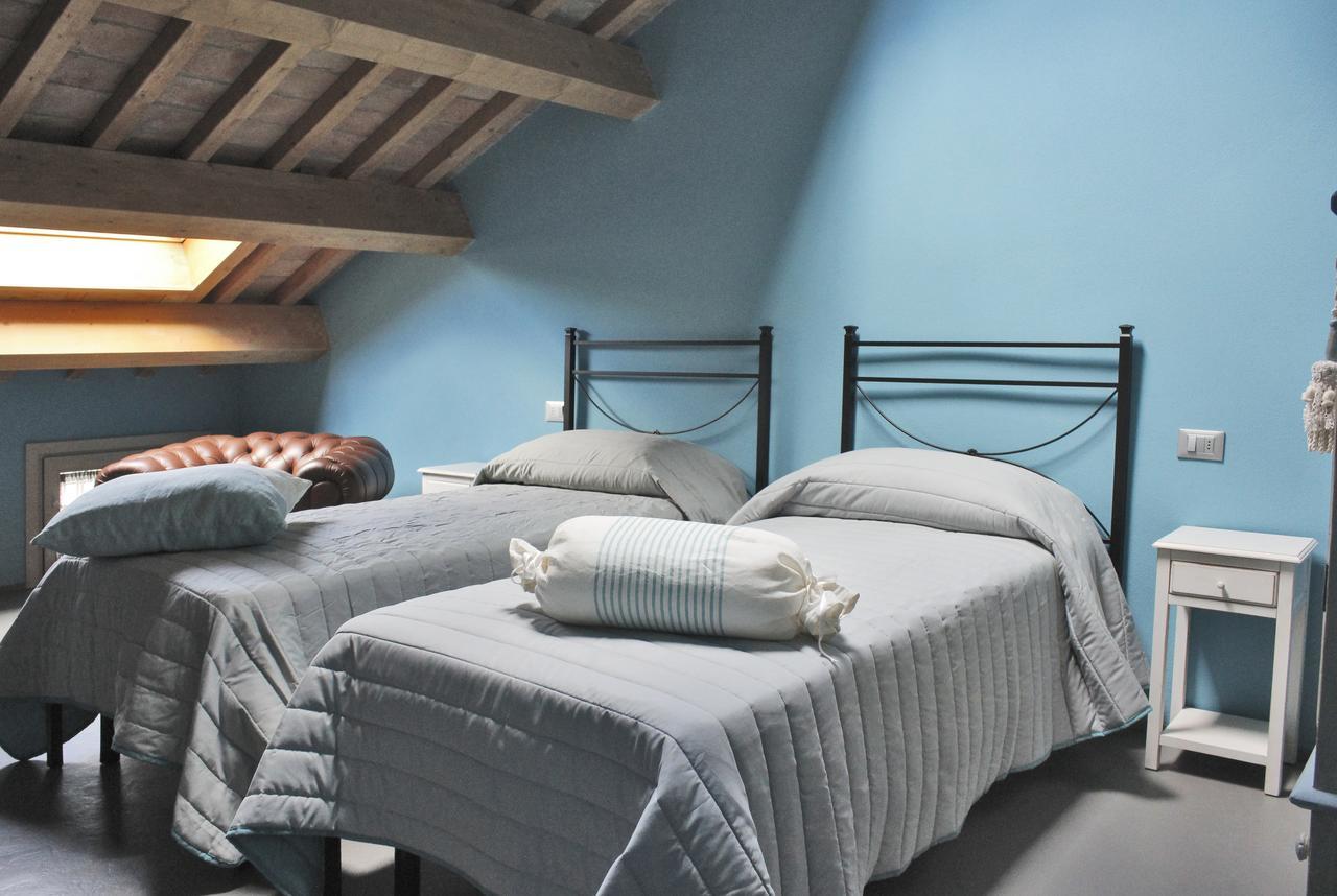 La Vecchia Soffitta Hotell Cotignola Exteriör bild