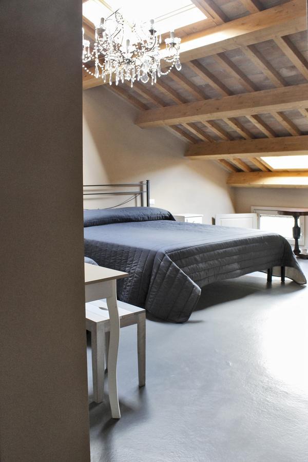 La Vecchia Soffitta Hotell Cotignola Exteriör bild