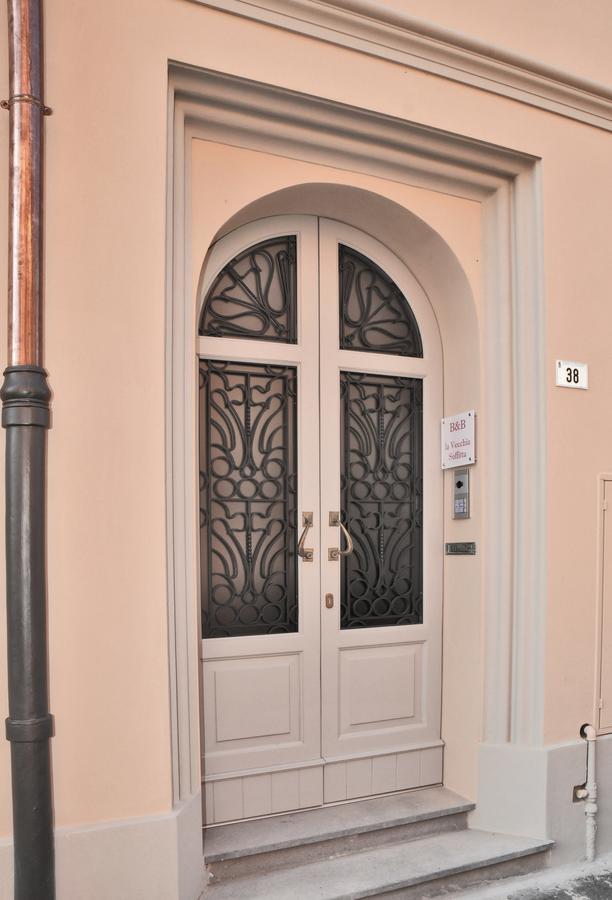 La Vecchia Soffitta Hotell Cotignola Exteriör bild